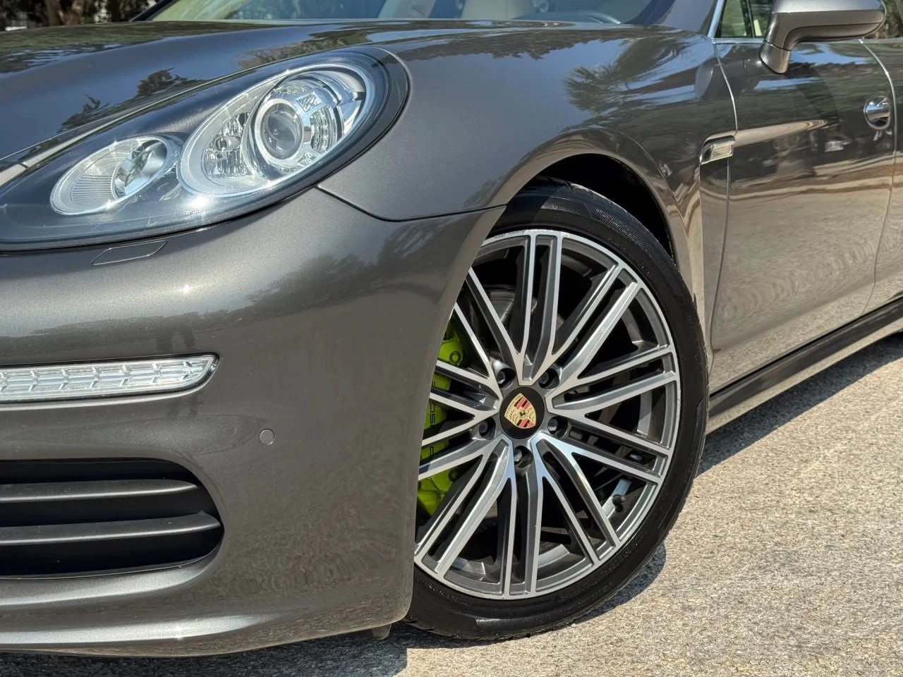 Porsche Panamera E-Hybrid - Image 9