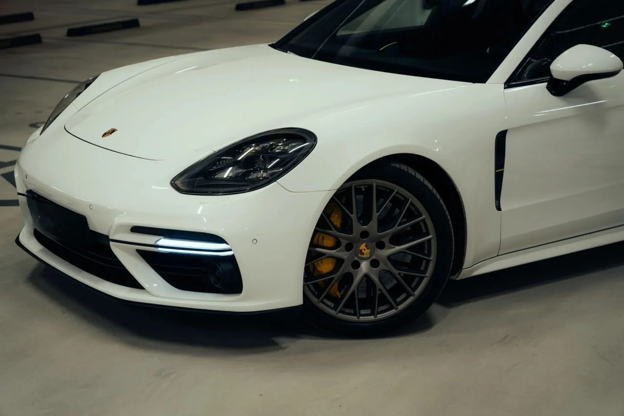 Porsche Panamera Turbo S - Image 6