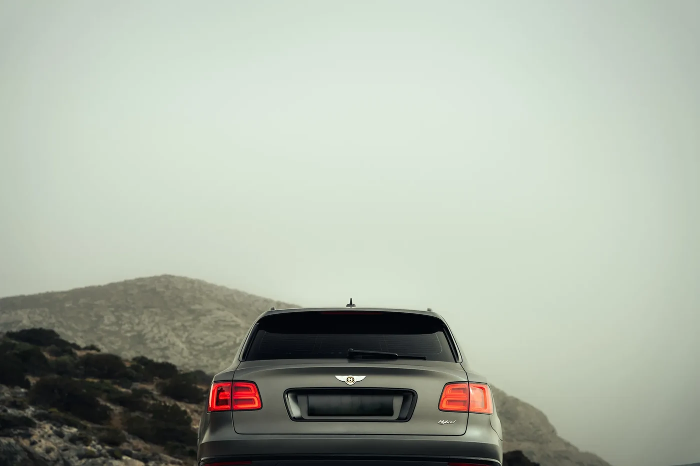 Bentley Bentayga - Image 11
