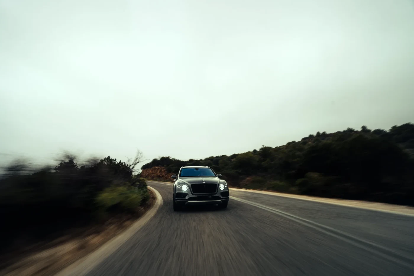 Bentley Bentayga - Image 9