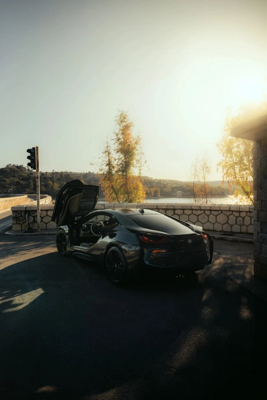 BMW i8 - Image 2