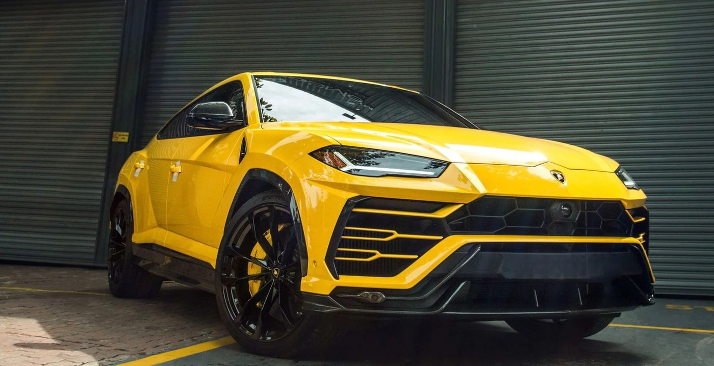 Lamborghini Urus Yellow - Image 3
