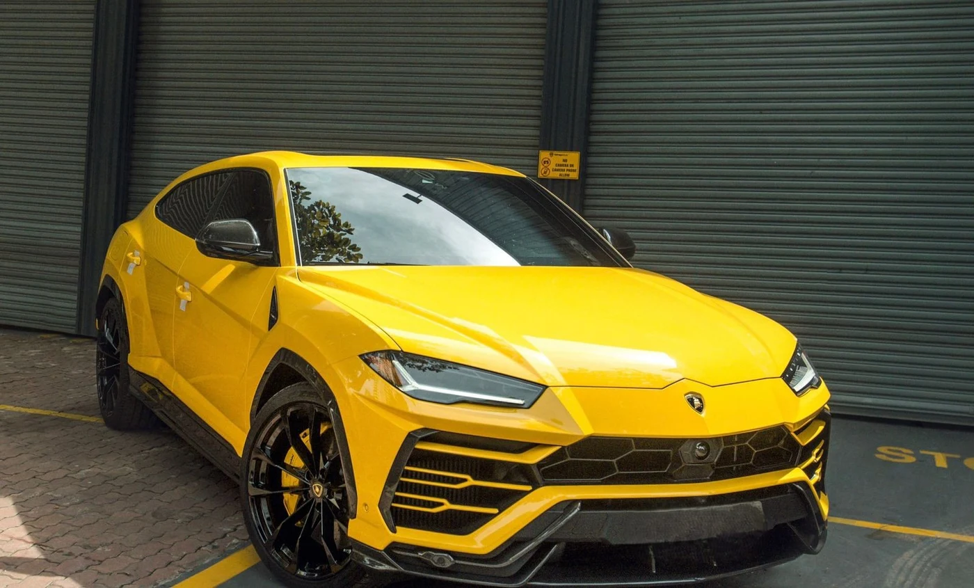 Lamborghini Urus Yellow - Image 5