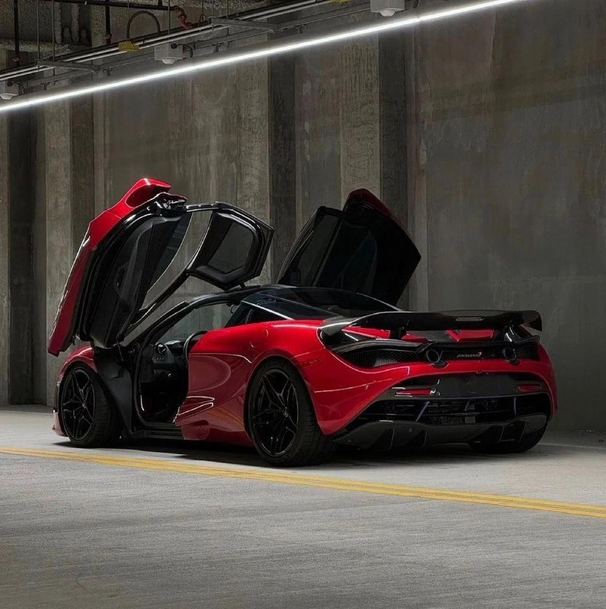 McLaren 570S - Image 2