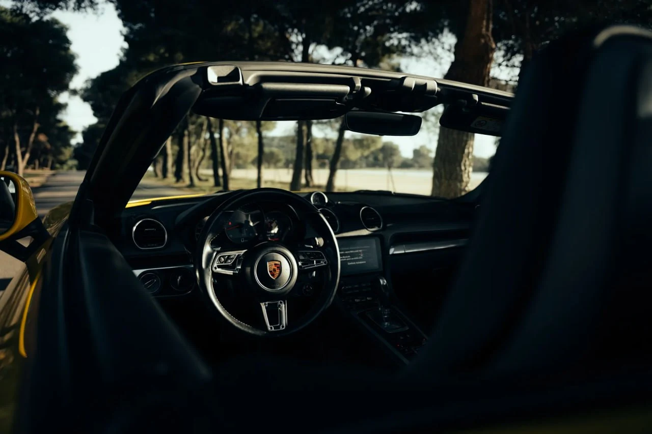 Porsche 718 Boxster S - Image 12