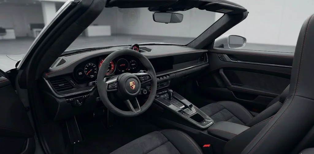 Porsche 911 Carrera GTS Cabriolet - Image 6