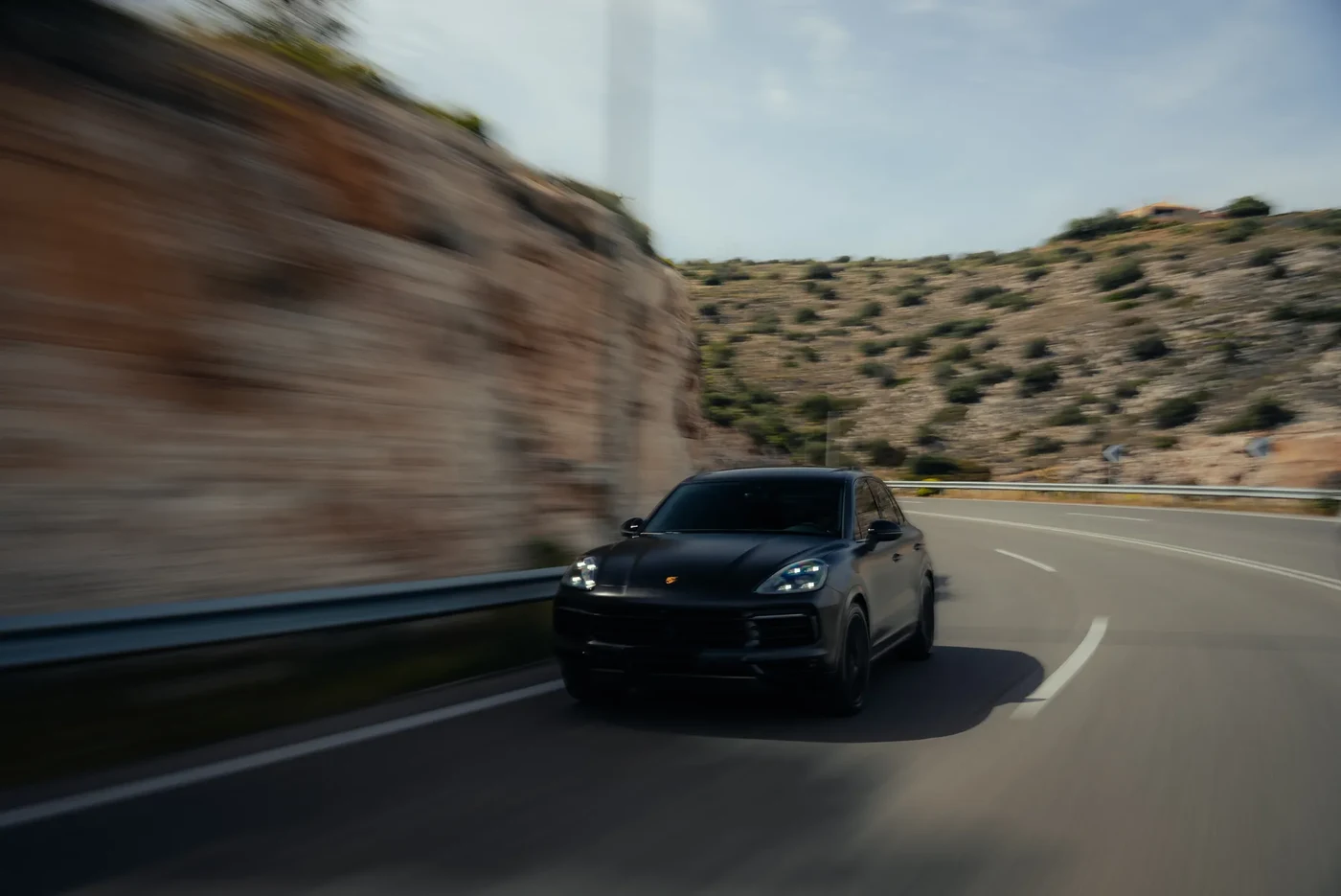 Porsche Cayenne E-Hybrid - Image 4