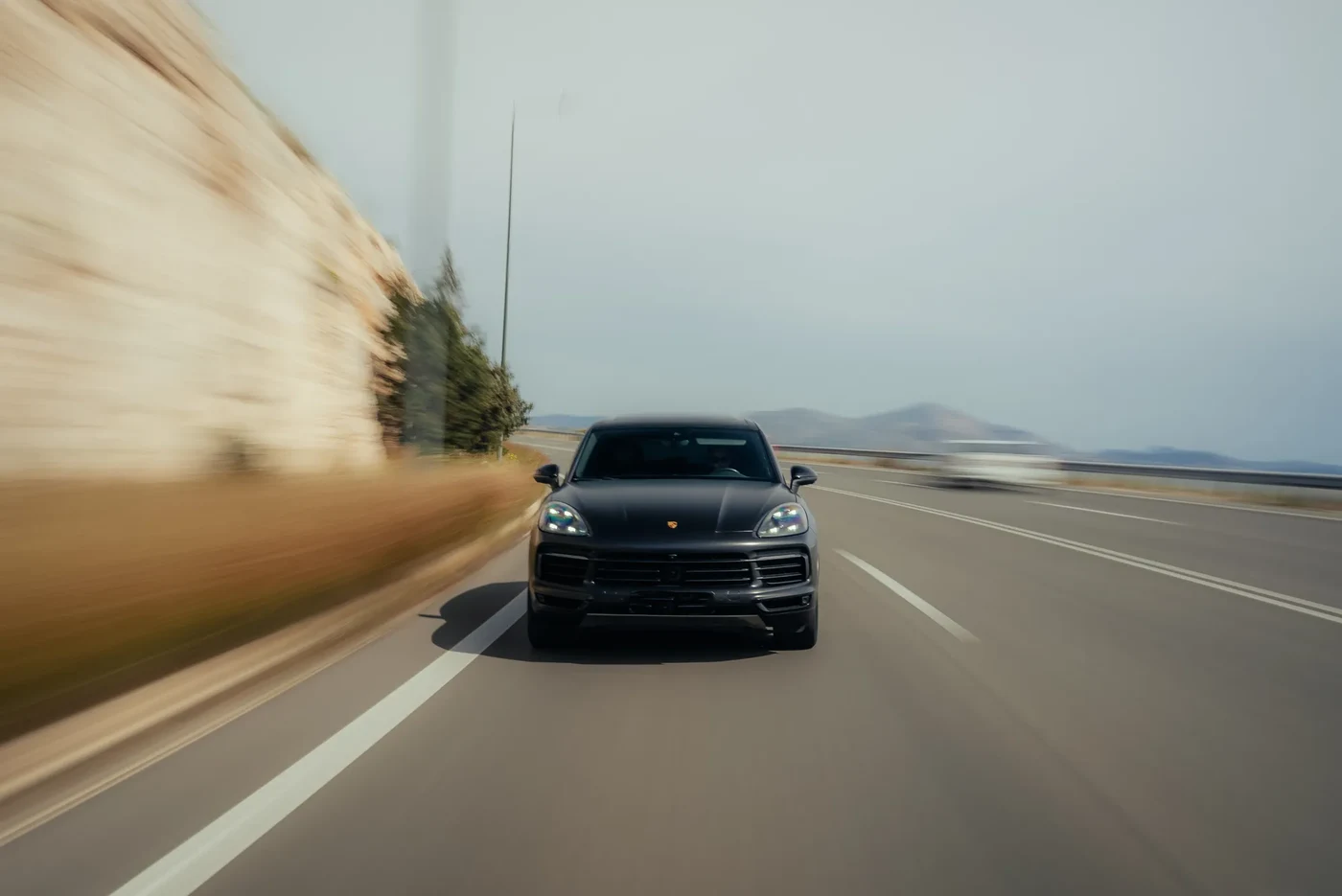 Porsche Cayenne E-Hybrid - Image 5