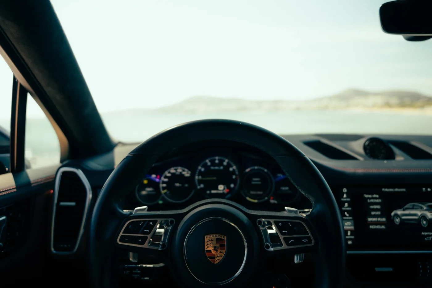 Porsche Cayenne Turbo S - Image 8