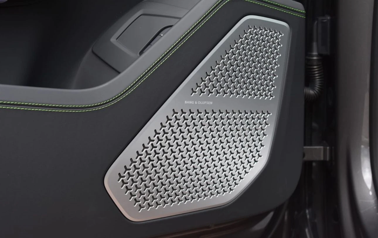 Lamborghini Urus - Image 3