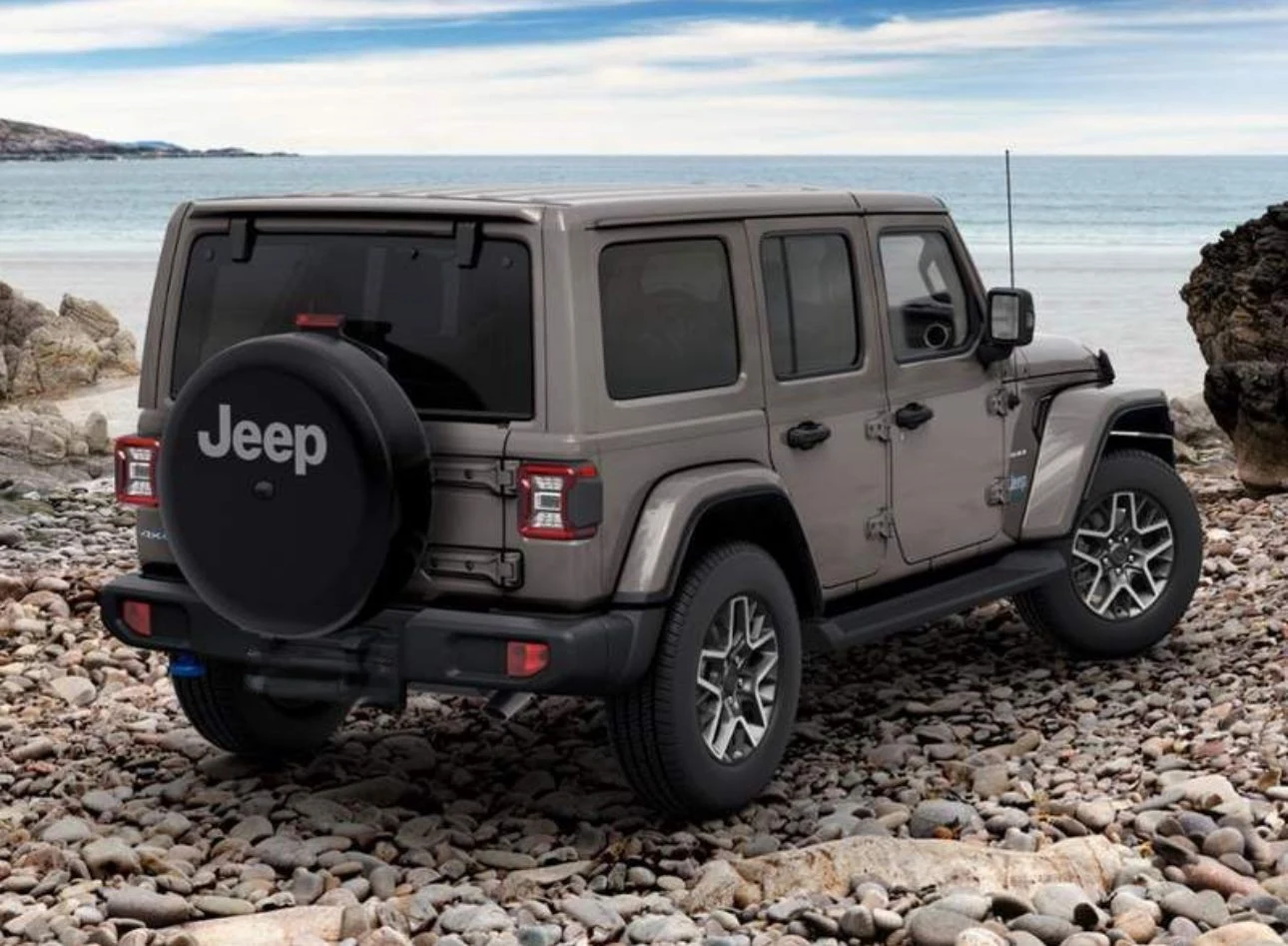 Jeep Wrangler 4xe Plug-In Hybrid - Image 2